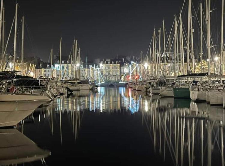 Apartamento La Madeleine Vannes Exterior foto
